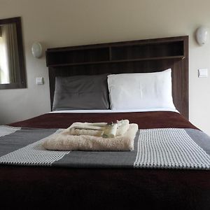 הארארה 2 Bedroomed Apartment With En-Suite And Kitchenette - 2070 Exterior photo