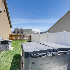 Orem Vacation Rental With Shared Yard And Hot Tub Exterior photo