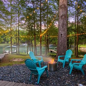 Fair Play Lake Hartwell Vacation Rental With Boat Dock And Slip! Exterior photo