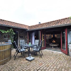 Musselkanaal Cozy Holiday Home With A Hot Tub Exterior photo