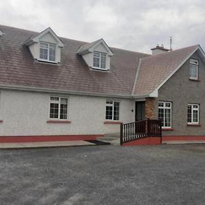 הוילה Ballaghaderreen Spacious 6 Bed House 10 Minutes From Knock Airport Exterior photo