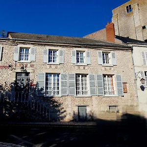 ביוגנסי Hotel De La Sologne Exterior photo