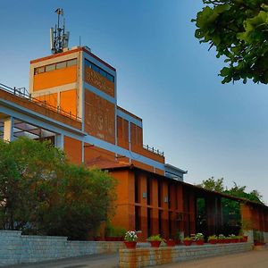 Devanahalli Olde Bangalore Resort And Wellness Center Exterior photo