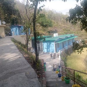 Narendra Nagar Gujrada Peaks Home Stay Exterior photo