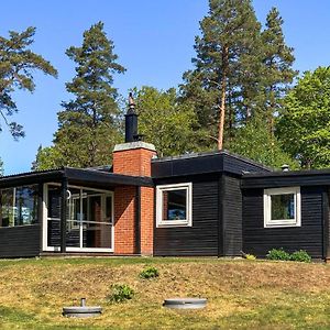 Löckna Pet Friendly Home In Lidhult With Kitchen Exterior photo