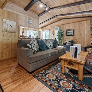 Sugarloaf Cozy Forest Getaway - Cozy Cabin Features A Deck With Barbecue And Just Minutes From Big Bear Lake! Exterior photo