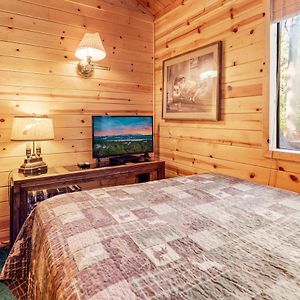 Sugarloaf Memory Maker Cabin - Immaculate And Comfortable! Forest Views! Exterior photo