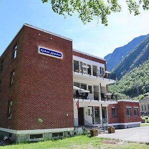 הוסטל Rjukan Gjestehus Exterior photo