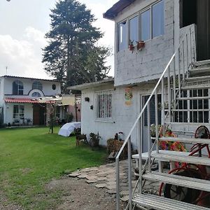 וייה דל קרבון Posada "Villa Biker" Exterior photo