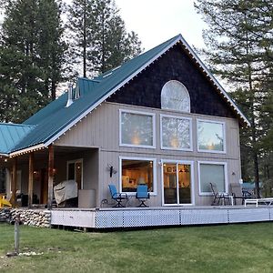 ליבנוורת' Pine Tree Cottage By Nw Comfy Cabins Exterior photo
