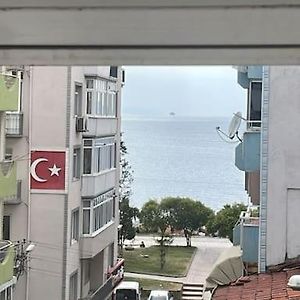 דירות Gemlik Cadde Ustu, Deniz Manzarali Ferah Bir Daire Exterior photo
