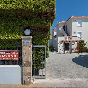 אפרטהוטל פלאטי Nirvana Exterior photo