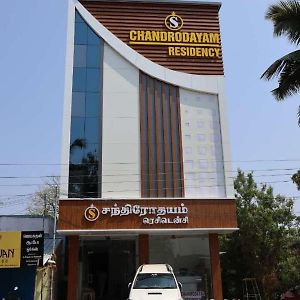 קראיקל Chandrodayam Residency Exterior photo