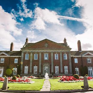 מלון מאקלספילד Mottram Hall Exterior photo