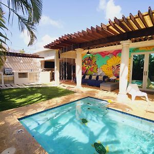 הוילה סן חואן Relaxing Oasis With Pool Heater And Cabana Exterior photo