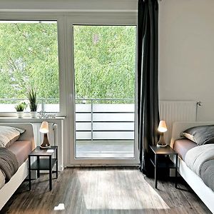 Osnabrück Work & Stay Apartment With Balcony Exterior photo