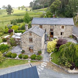 בית הארחה Monfero 	Casa Pineiro Exterior photo