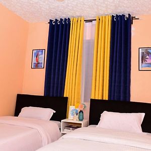 Embu Modern & Homely Suite With Free Parking & Wifi Exterior photo