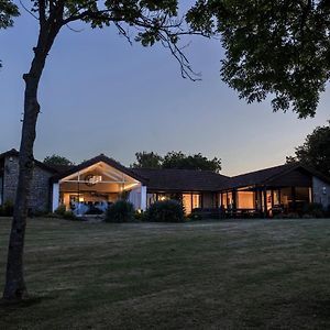 הוילה Chew Stoke Kingsley Lake View & Paddocks - A Group Retreat With Hot Tub, Sports Bars & Spectacular Lake Views In The Mendip Hills Aonb Exterior photo