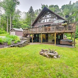 הוילה Tolland Cabin With Private Hot Tub And Grill! Exterior photo