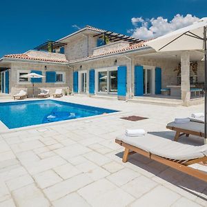Gorgeous Home In Pifari With Heated Swimming Pool Exterior photo