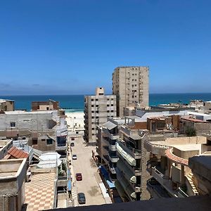 אלכסנדריה Apartment With 3Bed Rooms In Al Agamy - El Nakheil Beach Exterior photo