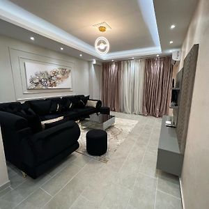Luxury Apartment In אלבסאן Exterior photo