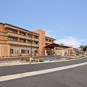 Holiday Inn Express Hotel & Suites Ventura Harbor, An Ihg Hotel Exterior photo