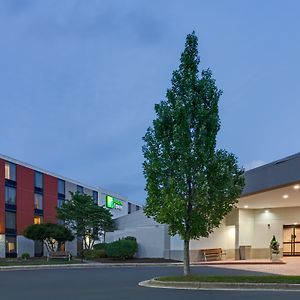 Holiday Inn Express ווילקסבורו Exterior photo