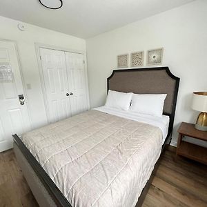 בארי Letitia Heights !C Quiet And Modern Private Bedroom With Shared Bathroom Exterior photo