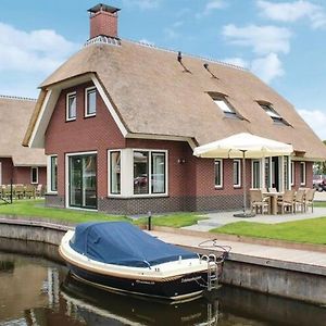 Idskenhuizen Villa With Sauna, On A Holiday Park On The Water Exterior photo