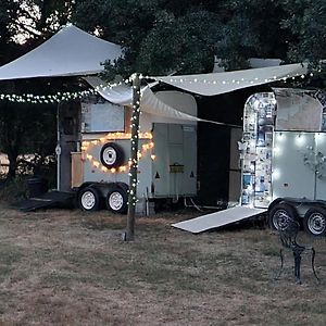 קרואולי Glamping In Style, Prospector Tent Exterior photo