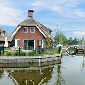 Idskenhuizen Villa With Garden, In A Holiday Park Exterior photo