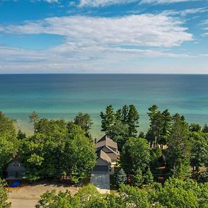 Rogers City Waterfront Lake Huron Getaway With Private Beach! Exterior photo