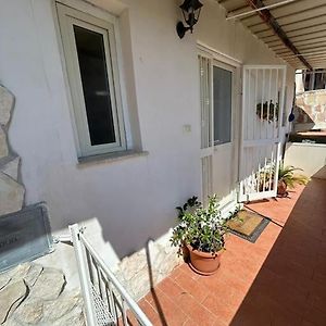 דירות קאסרטה Beb Stone House Exterior photo