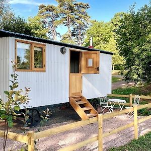 Callow The Hereford Hut, Charming 1 Bedroom Shepherds Hut Exterior photo
