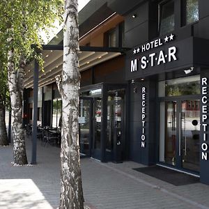 Hotel M Star נובי פאזאר Exterior photo