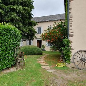 מלון Tauriac-de-Naucelle L'Auglanas Exterior photo