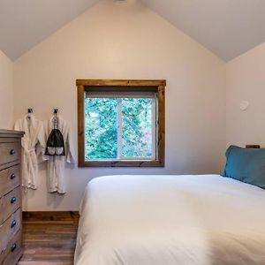 ליבנוורת' Tall Pines A Cozy 1 Bedroom Tiny Cabin Exterior photo