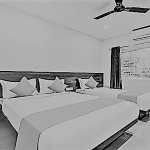 העיר בנגלור Fabhotel Inn & Suites Exterior photo
