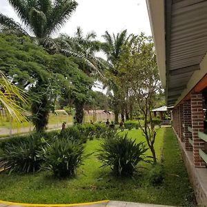 Siguatepeque Estancia Del Bosque Forest Guest House Exterior photo