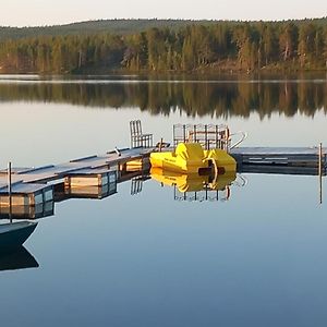 Sevettijärvi Sevetin Baari & Guesthouse Exterior photo