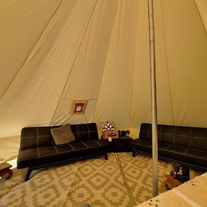 Ifield Glamping In Style Bell Tent Exterior photo