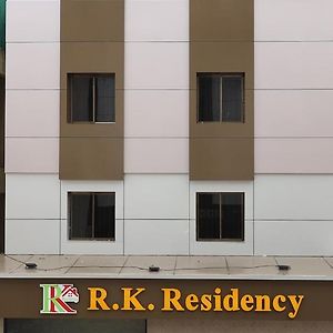 מלון נאווי מומבאי R K Residency Mahape Exterior photo
