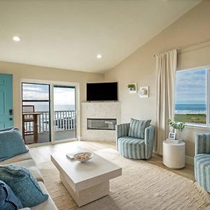 Shelter Cove Oceanfront Deluxe King Suite At The Black Sands Inn Exterior photo