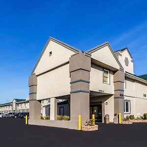 רומולוס Surestay By Best Western Detroit Airport Exterior photo