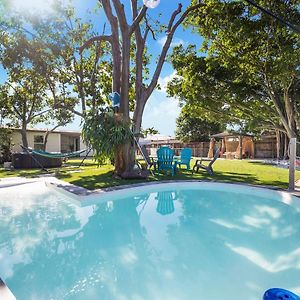 מיאמי גרדנס Dior Lake Front Villa With Infinity Pool & Hot Tub Exterior photo