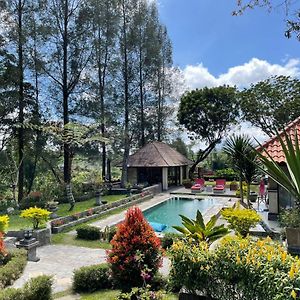 Balinese Villa In בראסטגי Exterior photo