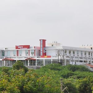 Bhachau Hotel Shiv International Exterior photo