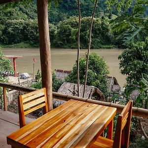 Nongkhiaw Meexok River View Exterior photo